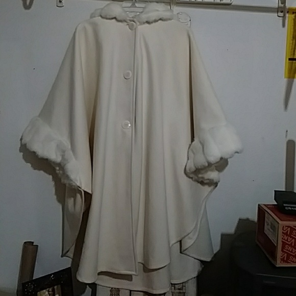 JP 1893 Jackets & Blazers - JP 1893 Ivory Faux Fur Wool Poncho Coat